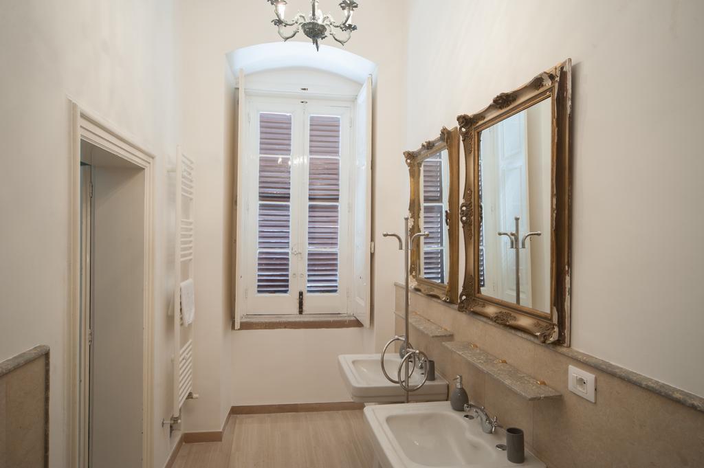 Suite San Giorgio Trani Exteriör bild