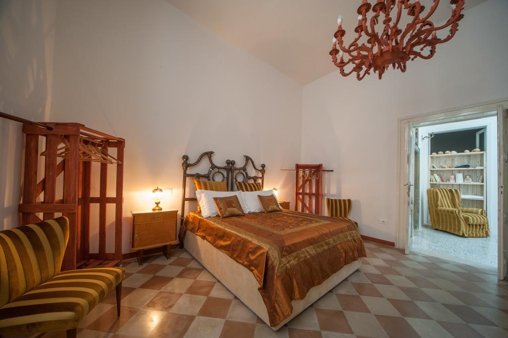 Suite San Giorgio Trani Exteriör bild